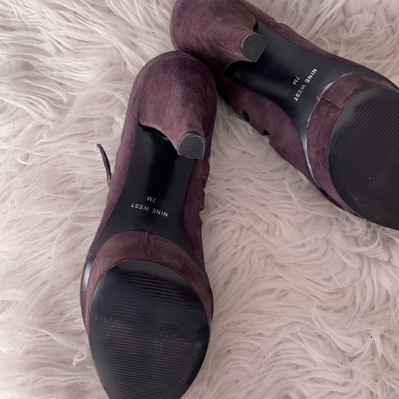 Nine West Plum platform Peek Toe Heels - Picture 6 of 16